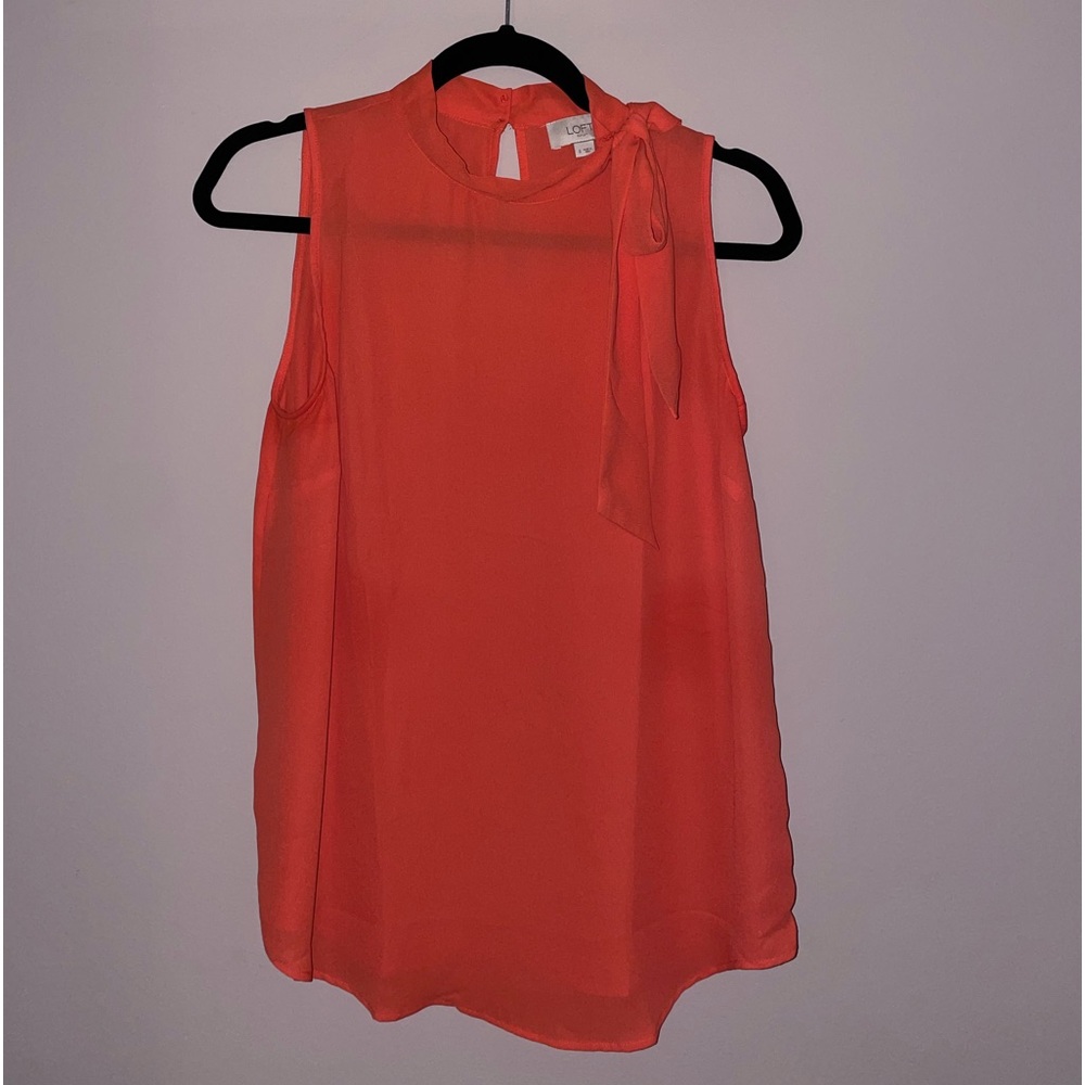 Coral top